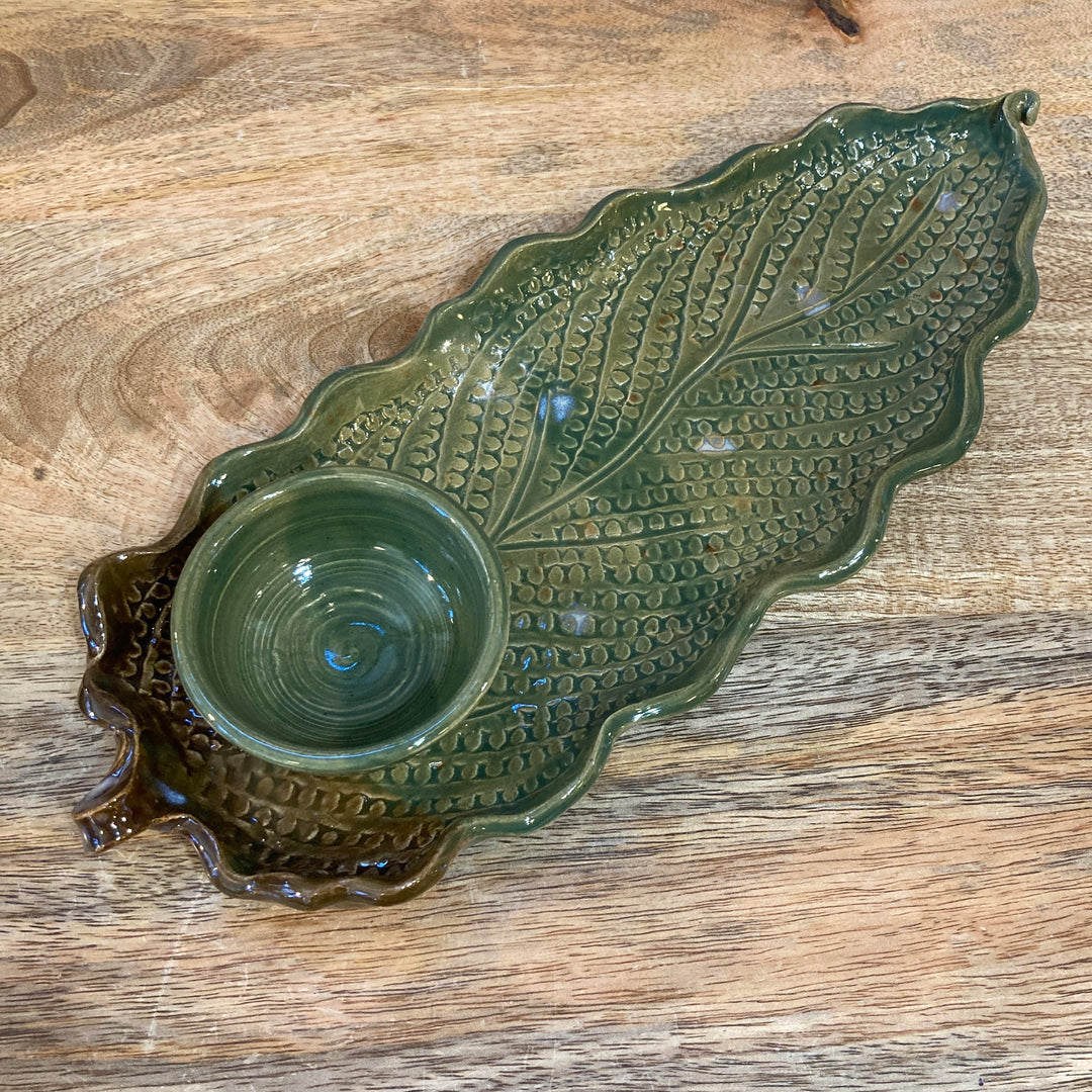 Textured Leaf Tray + Sauce Bowl Green